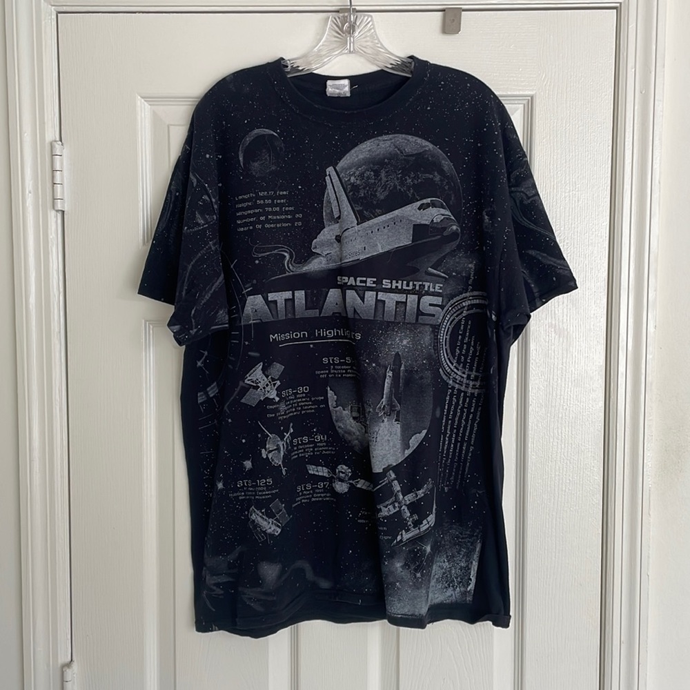 X-Large Tee, JERZEES, Black, NASA Atlantis